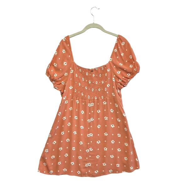 O'Neill Mandia Short Sleeve Floral Mini Dress NWT Women's Sz XL Peach Smocking - Picture 3 of 8